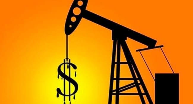 Canada’s crude oil profit margin is being railroaded