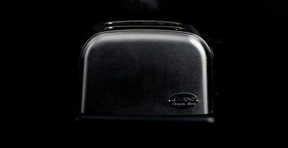 Toaster and recycling Treat your toaster as part of the family; it’s good for the environment