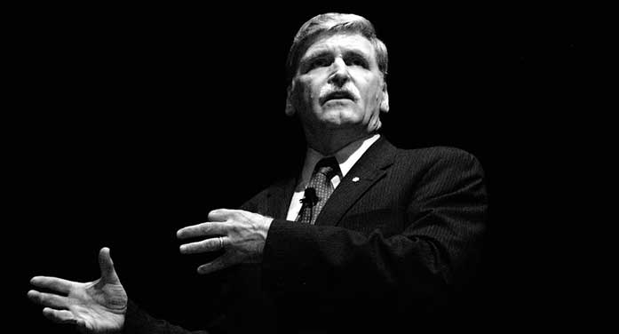 General Roméo Dallaire moral Leaders need moral courage now more than ever: Roméo Dallaire